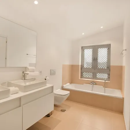 Tahona 3-1 Penthouse Jacuzzi Pool View 3b Ferienhaus *