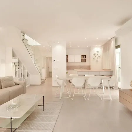 Tahona 3-1 Penthouse Jacuzzi Pool View 3b Feriehus *